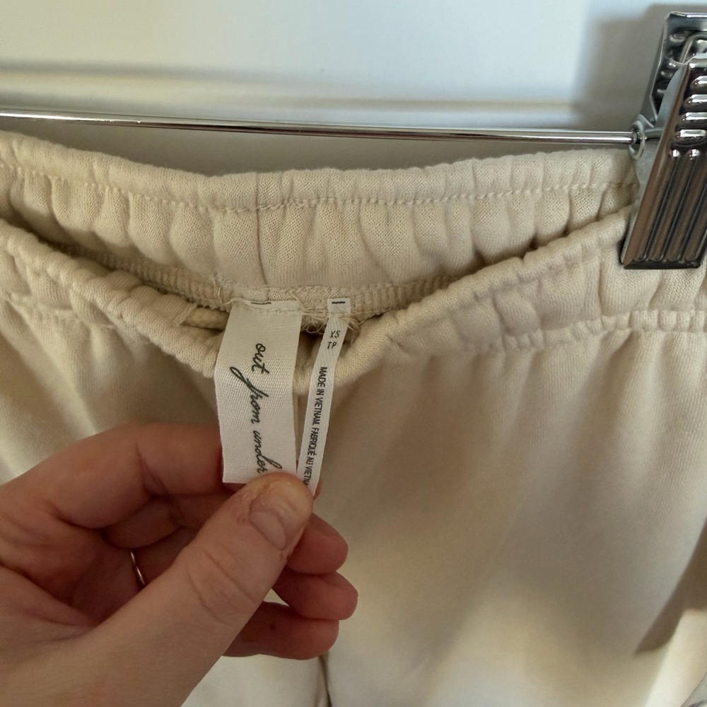 UO Alessia Flare Sweatpants - Picture 9 of 13